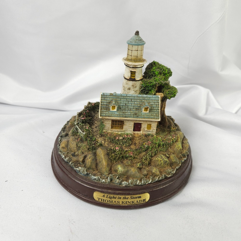 Thomas Kinkade A Light in the Storm Lighted Lighthouse Figurine Sculpture *Works